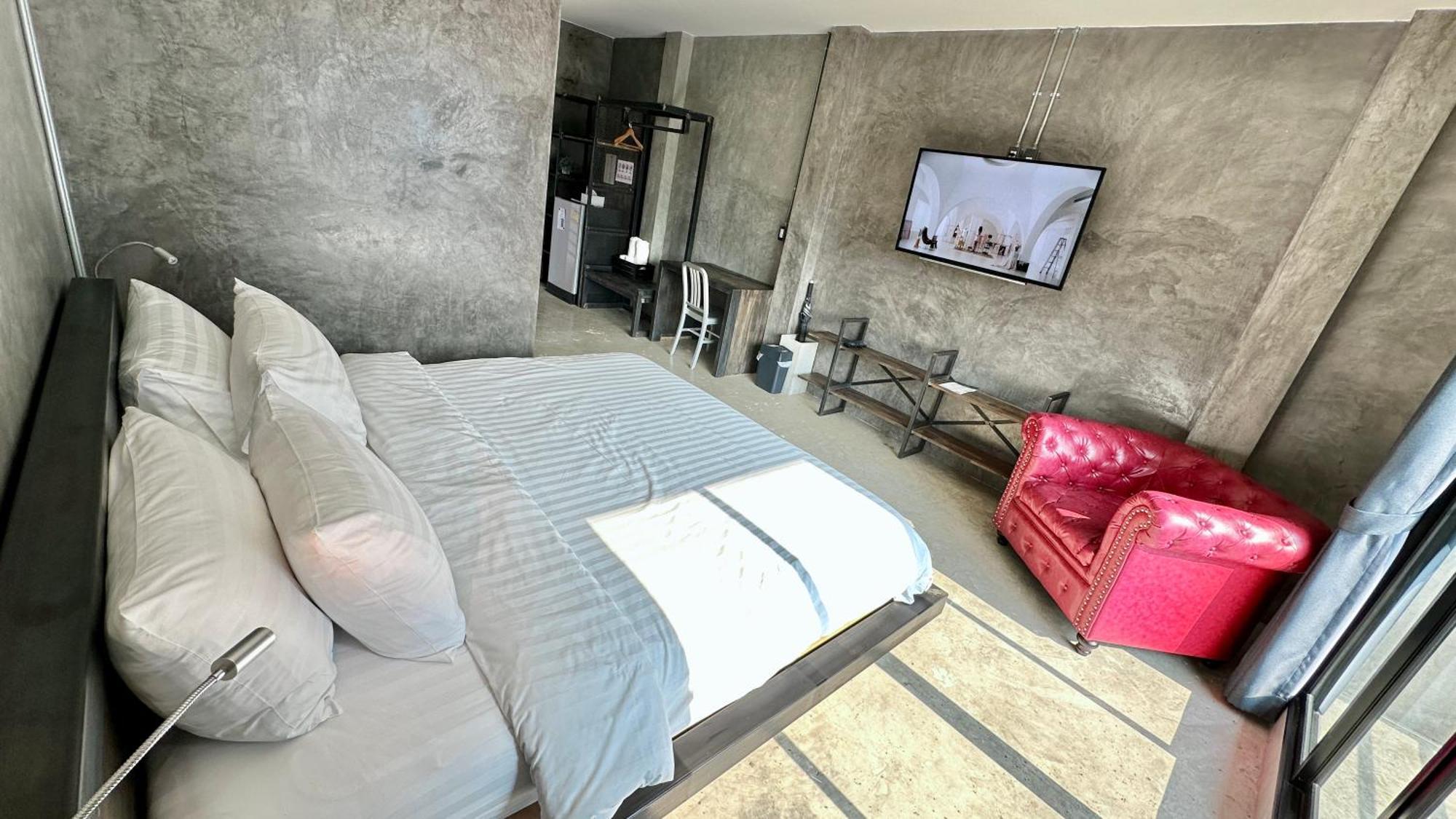 Norn Nee Nor Hostel Чиангмай Екстериор снимка
