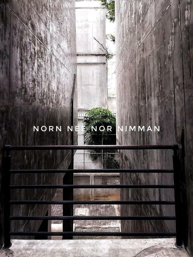 Norn Nee Nor Hostel Чиангмай Екстериор снимка